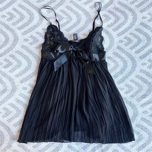 VICTORIA’S SECRET Black Lace Babydoll Lingerie Night Dress Medium